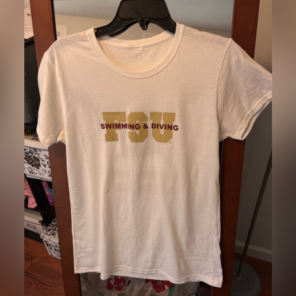 $5/bundle Florida state Preowned White, College FSU T-shirt, Swimming and Diving